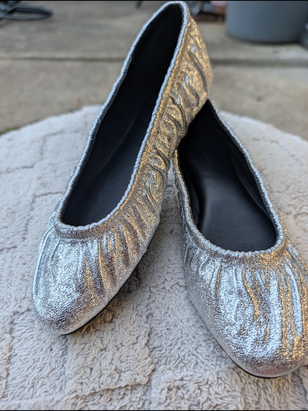 Rebecca Minkoff Leather Silver Metallic Ruched Ballet Flat Size 7